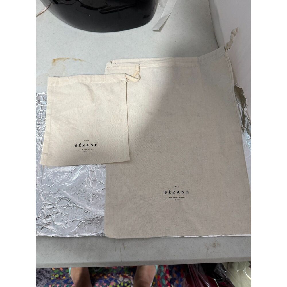 sezane dust bag